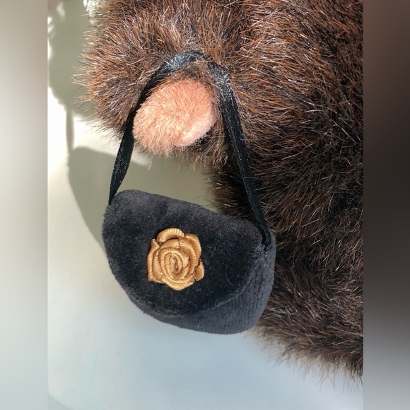 Gen-yoo-wine BOYDS Bears “Aunt Bessie Skidoo” - Picture 3 of 7